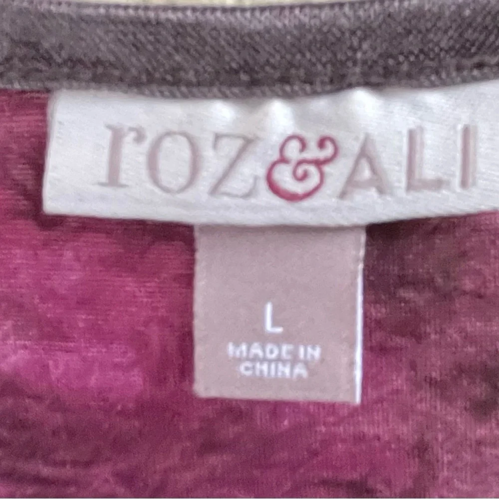 Roz & Ali Women's Floral Pink and Purple Blouse - Picture 3 of 5